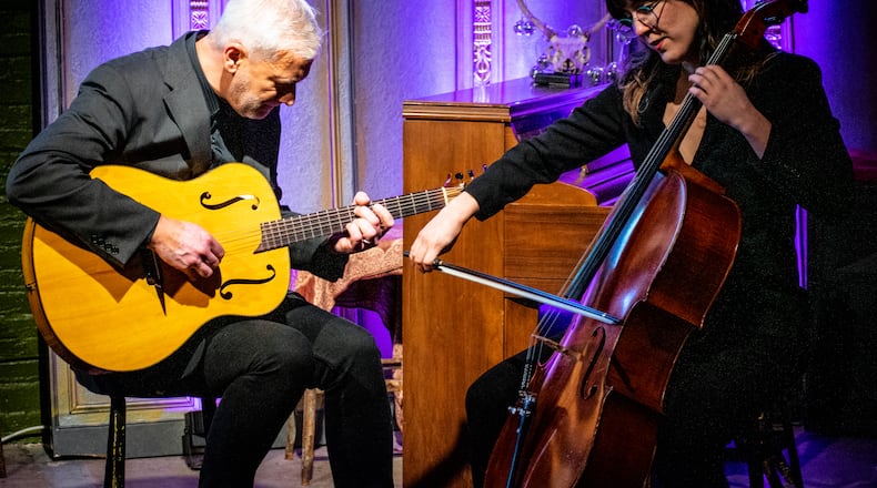 “Quiet Signals,” the instrumental follow-up to 2020’s “The Distance” (Atom Records) featuring Nick Kizirnis and Kate Wakefield, gets its release at Vagabond Studio and Gallery in Dayton on Sunday, Feb. 19.