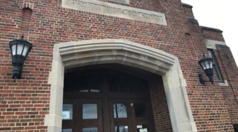 Oakwood school district has refinance bonds and will pass the savings along to taxpayers. TREMAYNE HOGUE / STAFF