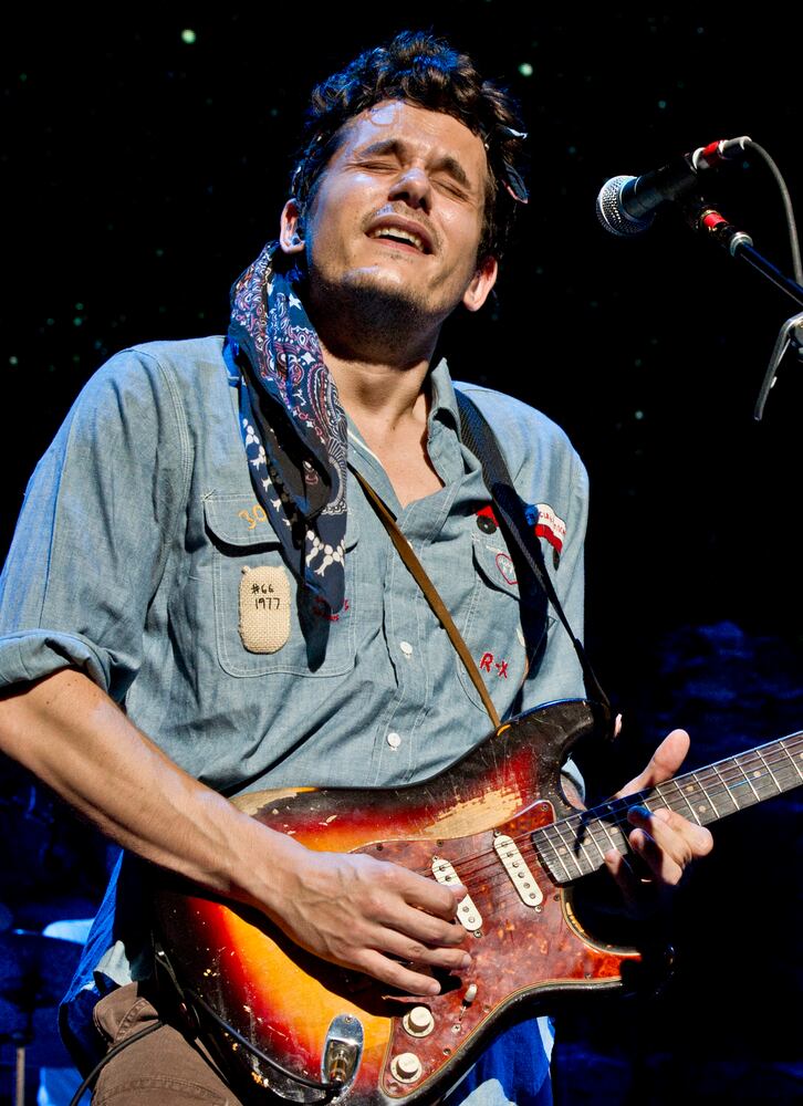 John Mayer, Phillip Phillips thrill Riverbend crowd