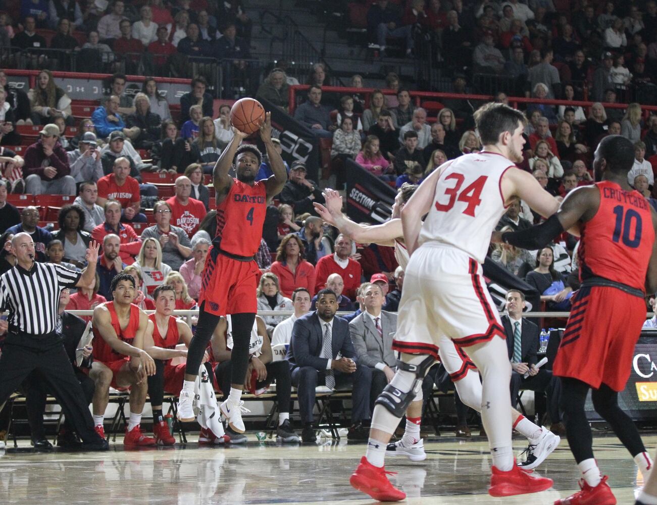 Twenty photos: Dayton Flyers vs. Davidson Wildcats