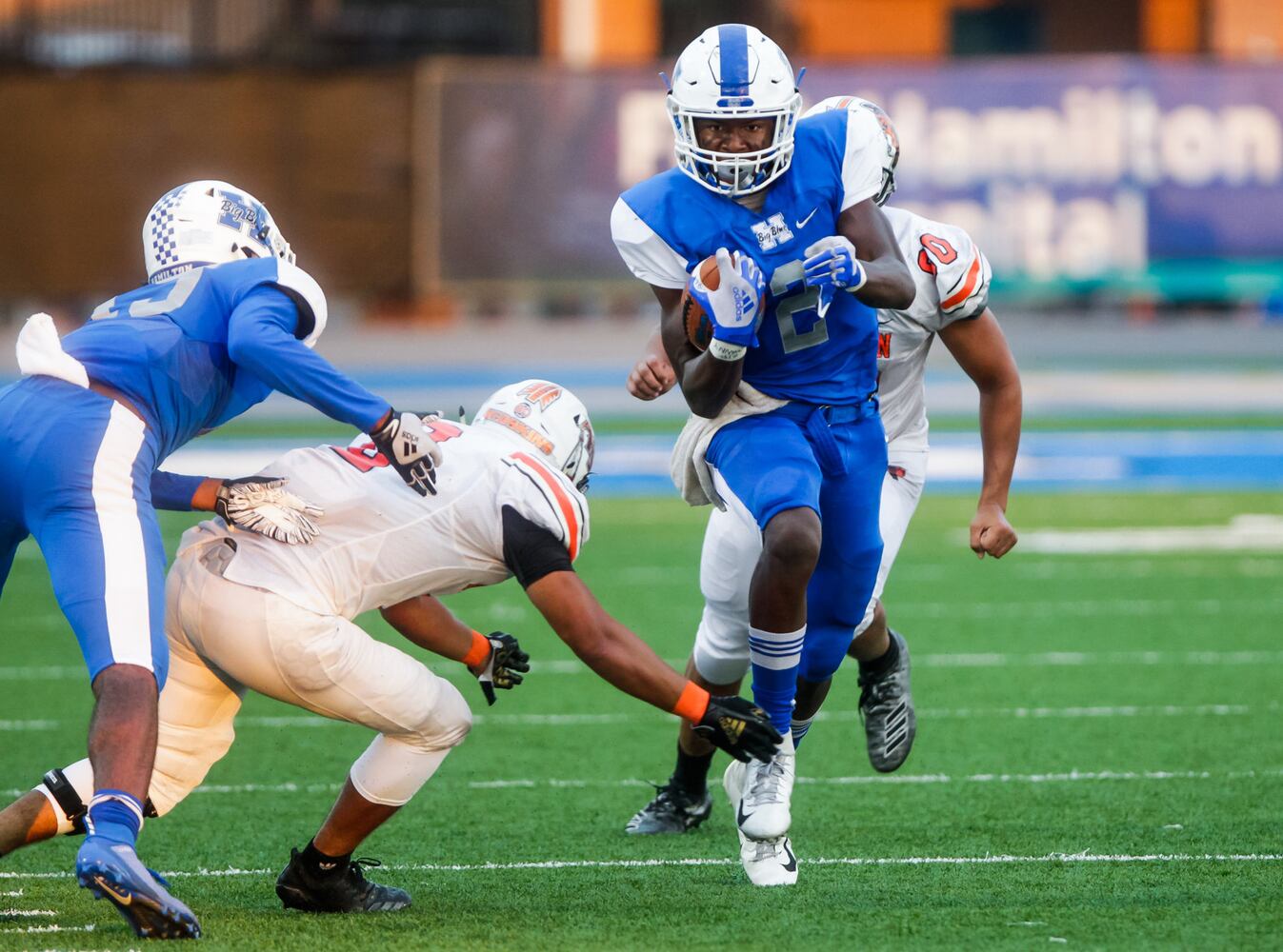 Hamilton Big Blue Football beats Anderson
