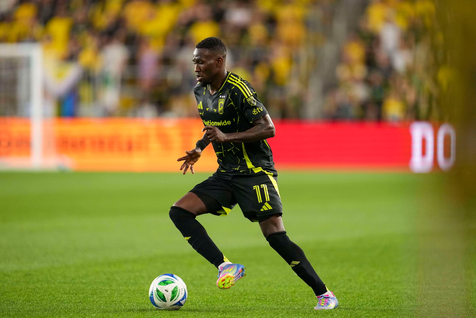 Columbus Crew forward Ibrahim Aliyu controls the ball during the second half of an MLS soccer match against the Vancouver Whitecaps, Saturday, June 14, 2025, in Columbus, Ohio. (AP Photo/Jeff Dean)