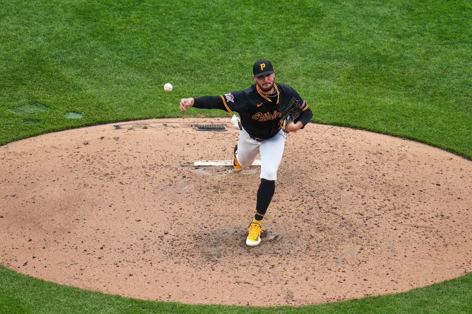 Pittsburgh Pirates pitcher Paul Skenes delivers during the seventh inning of a baseball game against the Cleveland Guardians in Pittsburgh, Saturday, April 19, 2025. (AP Photo/Gene J. Puskar)