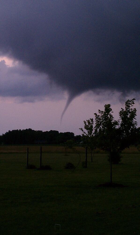 Tornado near Wilmington. Photo by iW7 lurajean76