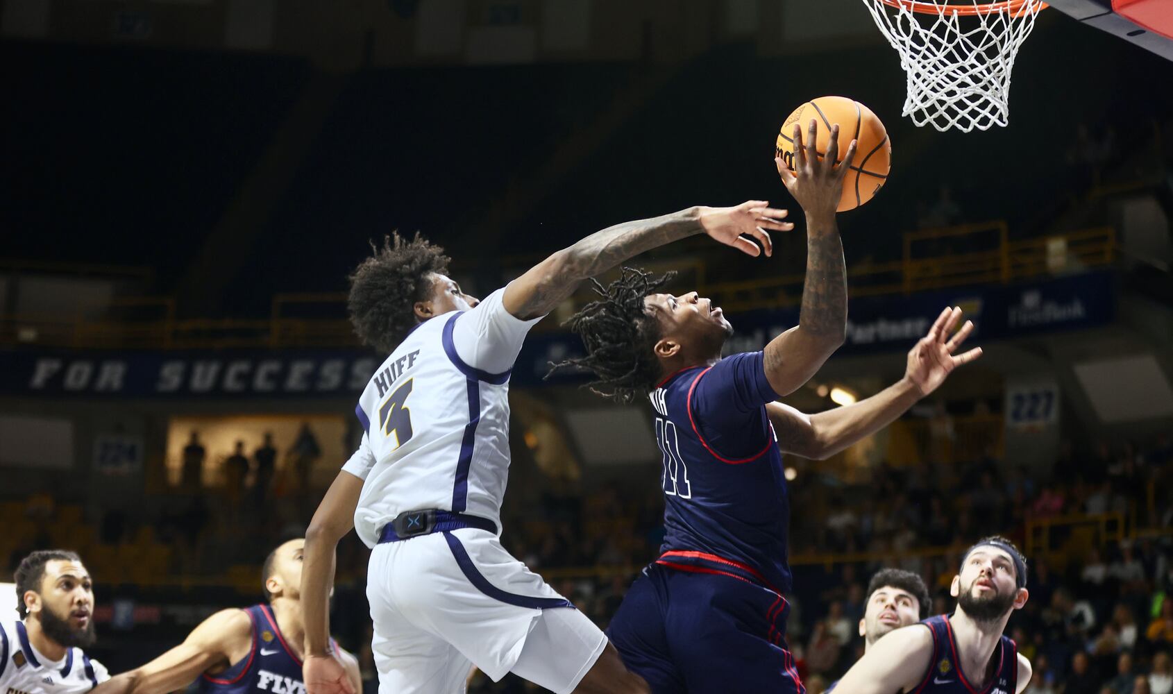 Dayton vs. Chattanooga