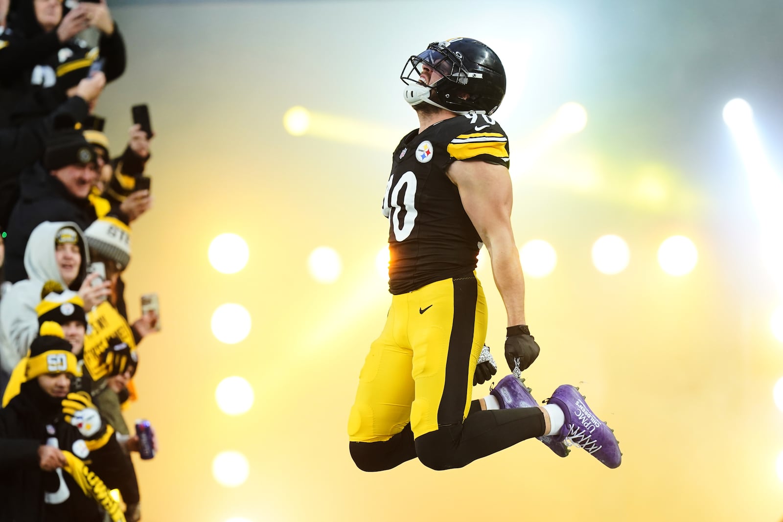 Pittsburgh Steelers linebacker T.J. Watt enters the field before an NFL football game against the Buffalo Bills Sunday, Nov. 30, 2025, in Pittsburgh. (AP Photo/Matt Freed)
