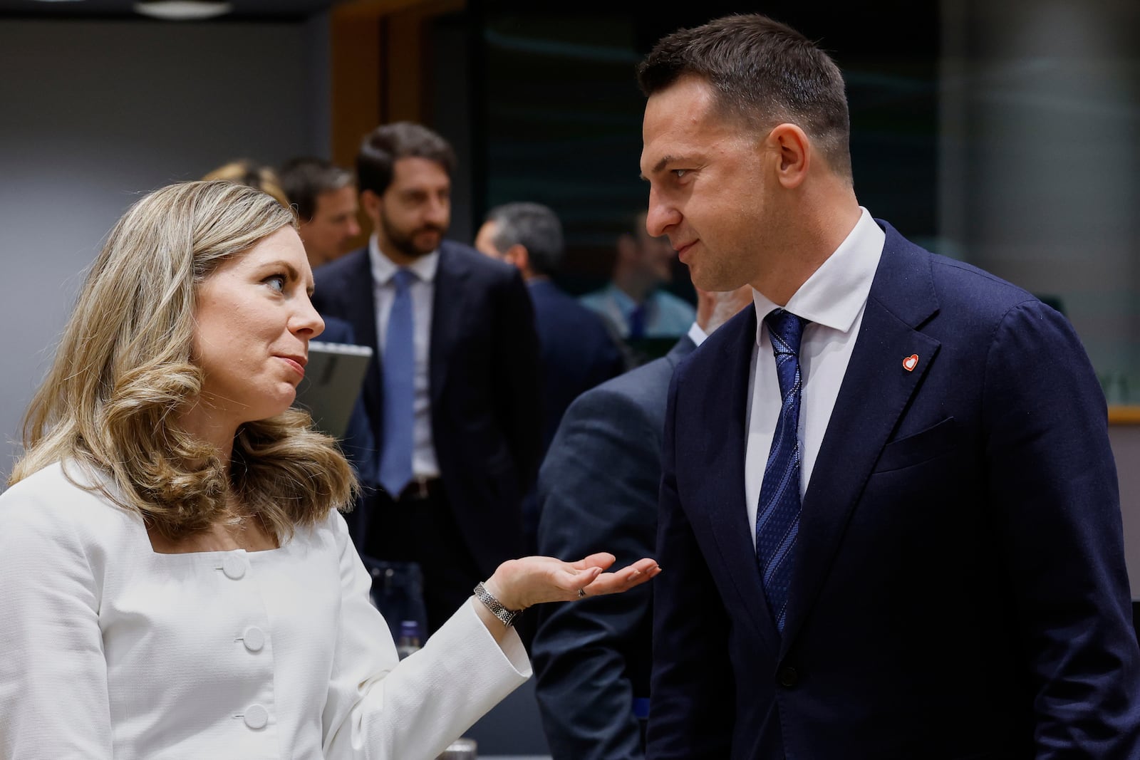 Polish Minister for the European Union Adam Szlapka, right, speaks with Sweden's Minister for European Union Affairs Jessica Rosencrantz during a meeting of the general affairs ministers at the European Council building in Brussels, Tuesday, May 27, 2025. (AP Photo/Omar Havana)