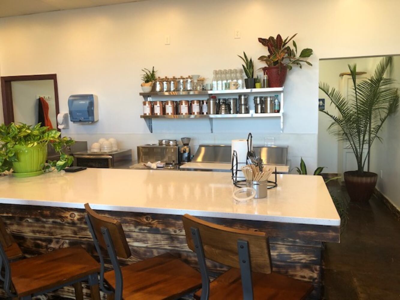 Husband-and-wife team opens new juice bar in Centerville