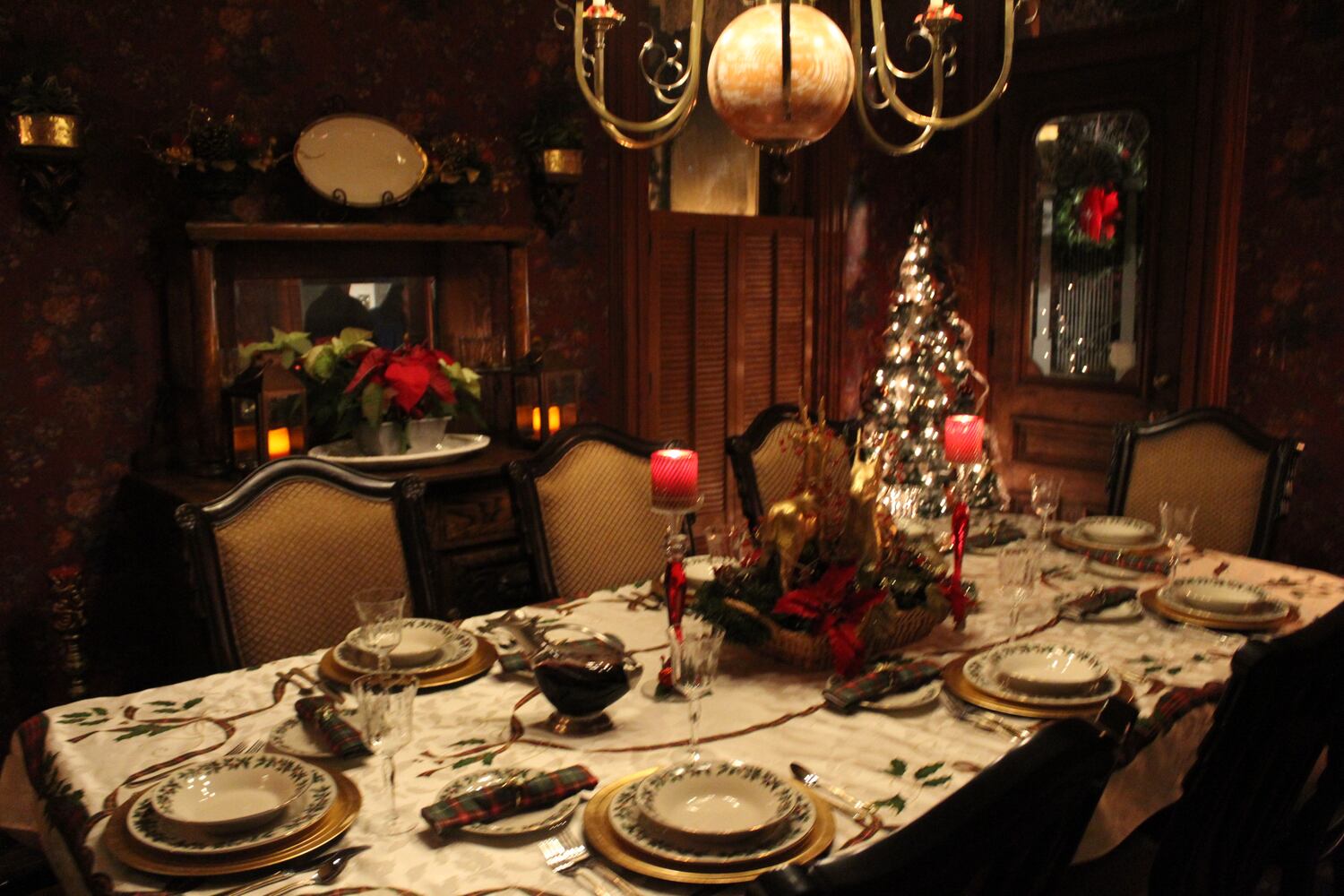 PHOTOS: Must-see Oregon District homes decked out for the holidays