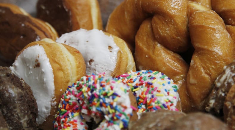 Bill's Donut Shop will reopen beginning Sunday afternoon, May 3, 2020. FILE