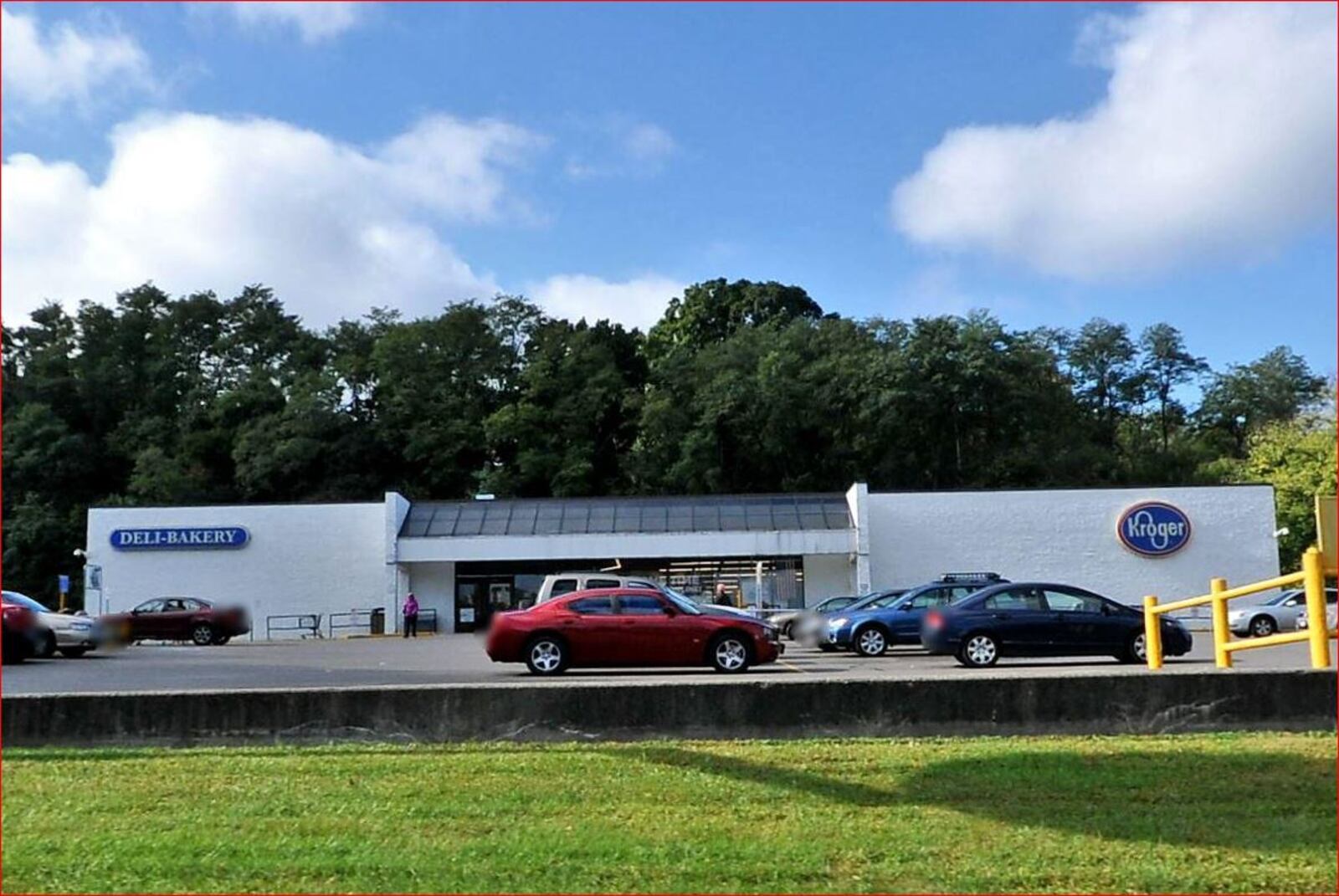 The Kroger store at 1555 Wayne Ave., Dayton. Montgomery County image.
