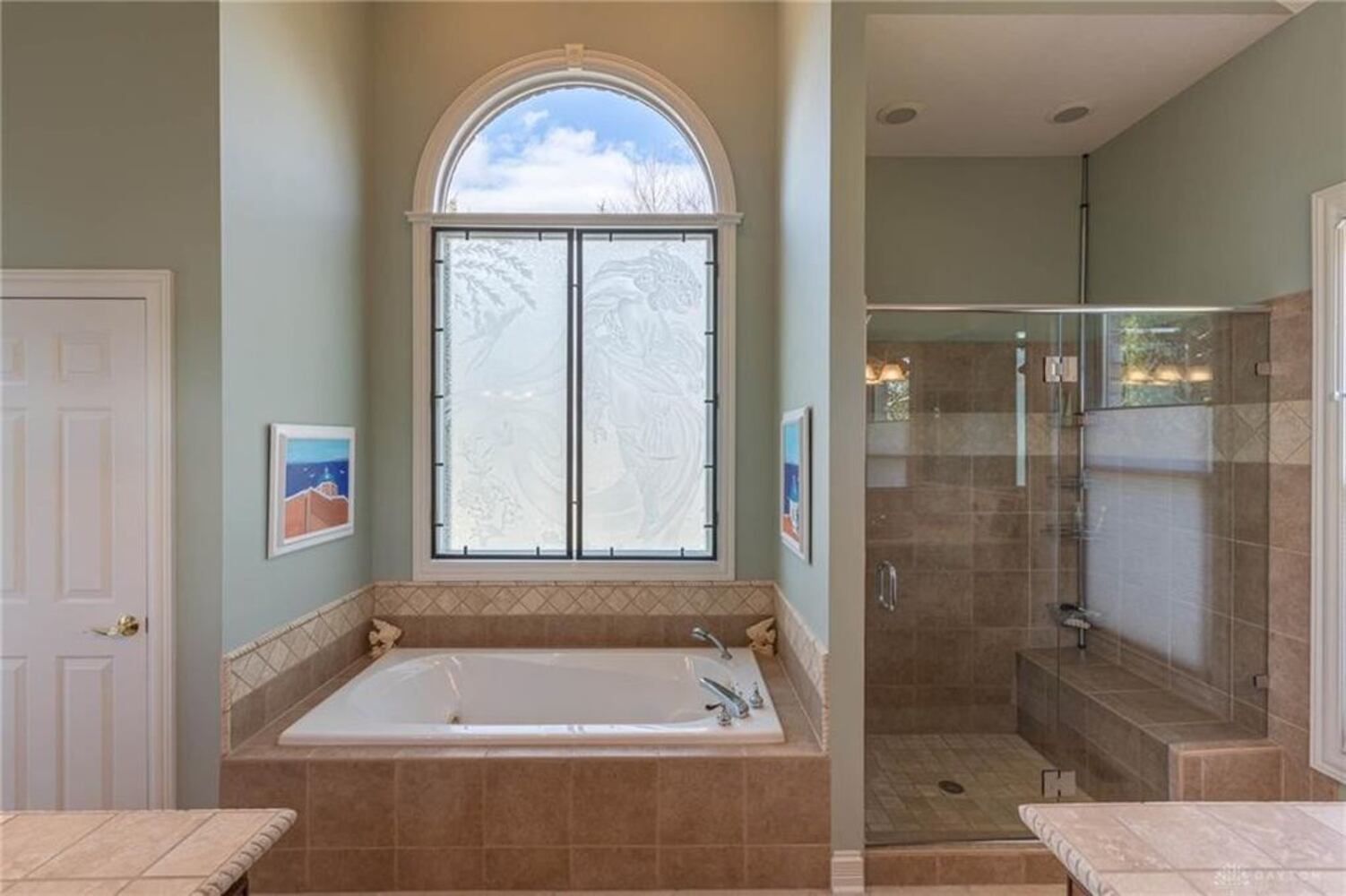 PHOTOS: Features HomesPlus home on Yankee Trace golf course