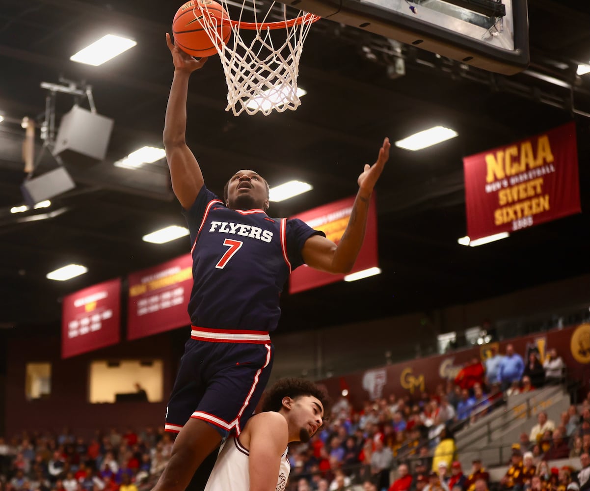 Dayton vs. Loyola Chicago