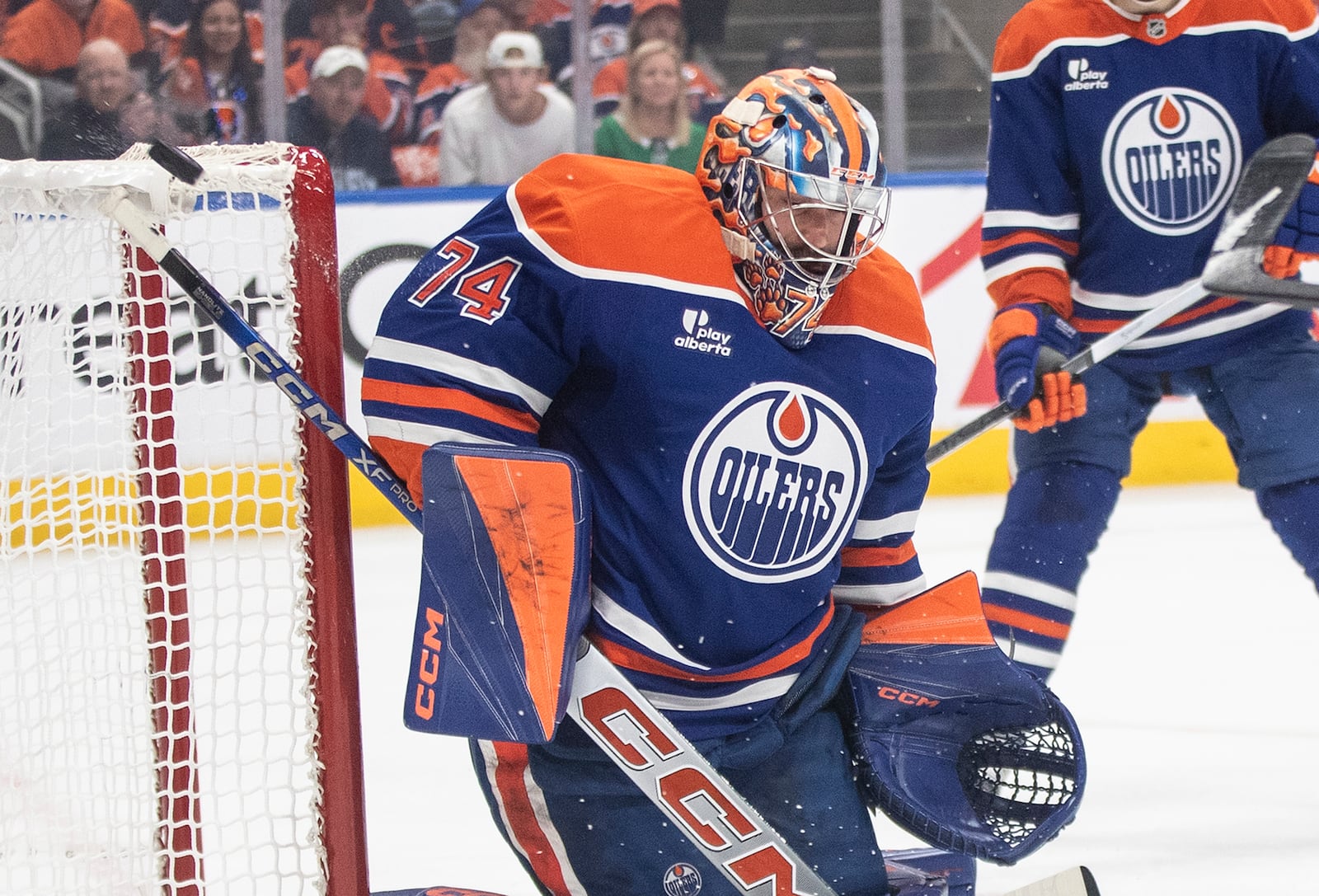 Edmonton Oilers goalie Stuart Skinner (74) makes the save against the Dallas Stars during first period NHL Western Conference final playoff action, in Edmonton on Tuesday, May 27, 2025. (Jason Franson/The Canadian Press via AP)