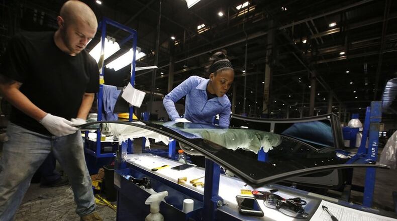 Statewide, glass manufacturing workers saw the largest increase in nonfatal injury and illness rates in 2018, making it among the most hazardous occupations, the federal survey data show. FILE