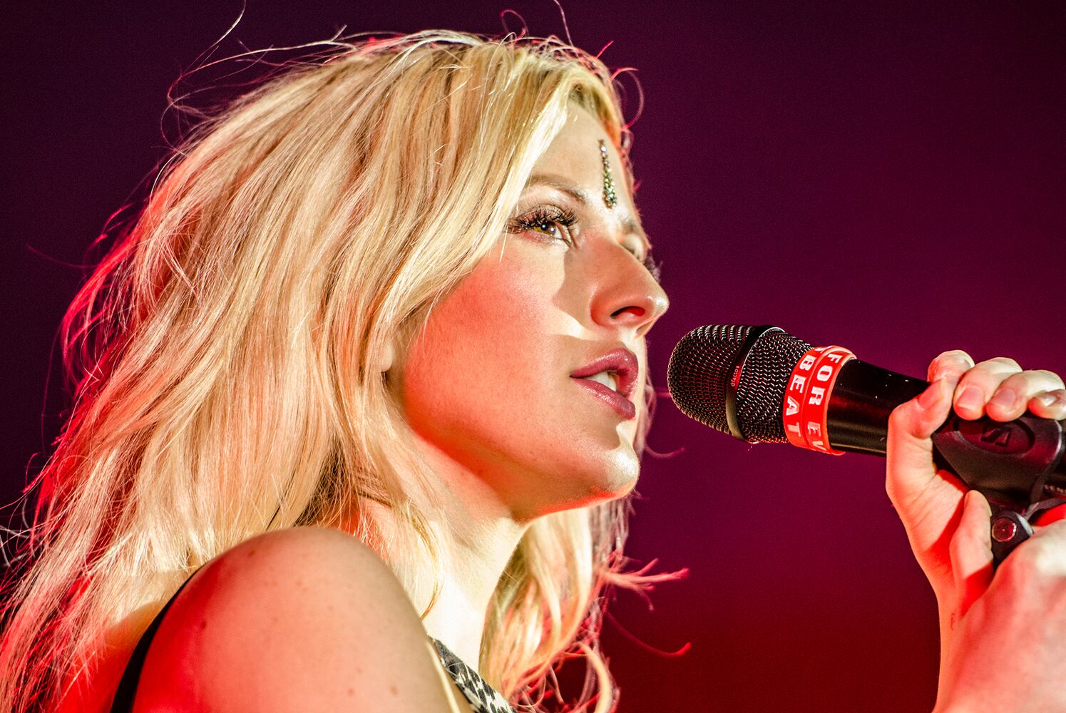 Ellie Goulding kicks off Summer concert series at Horseshoe Casino in Cincinnati