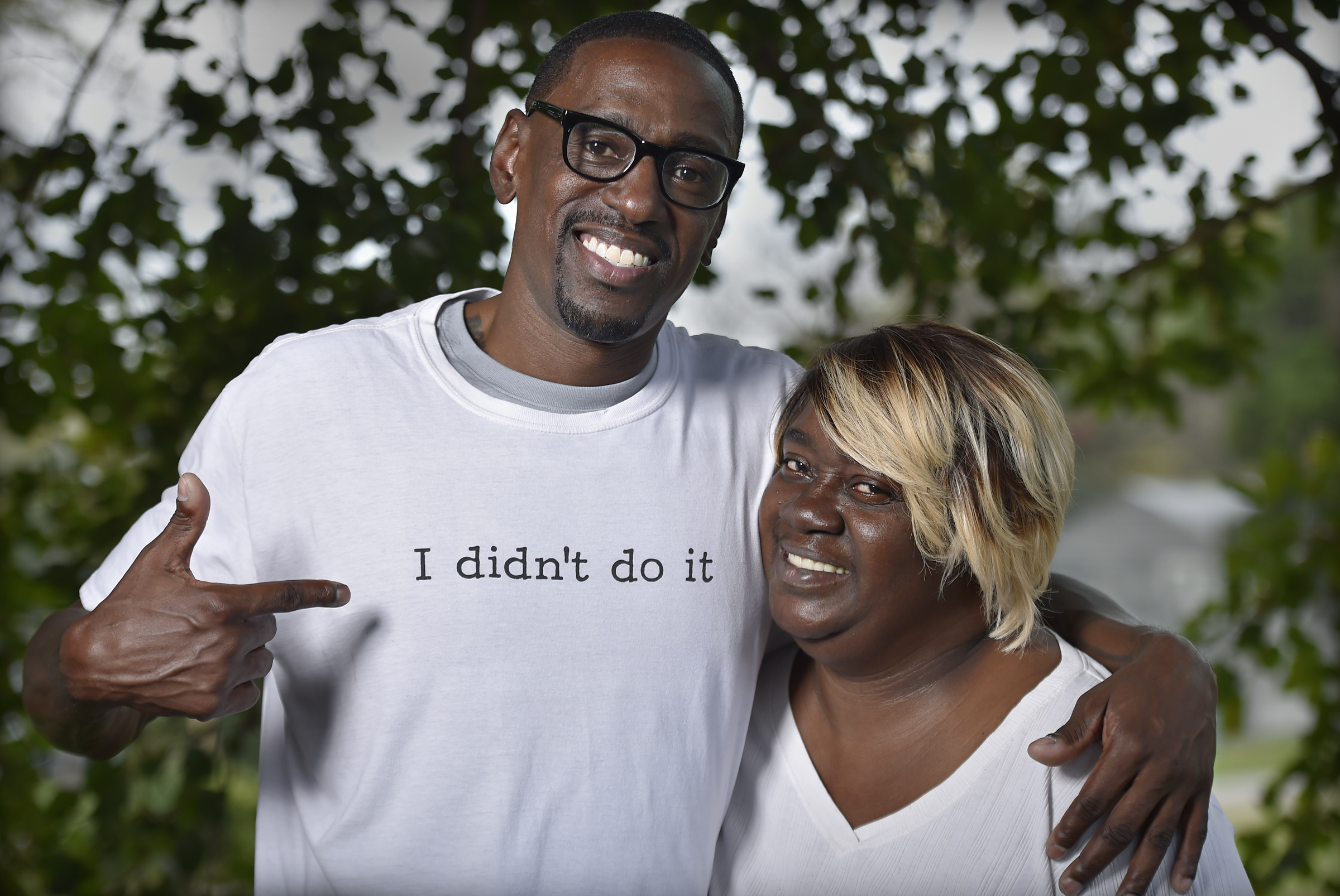 After being wrongfully imprisioned for 23 years, Lamonte McIntyre, of Kansas City, was released from Lansing Prison, who had been convicted in a double-homicide. Jim McCloskey, of Centurion Ministries, presented McIntyre with the t-shirt on October 14, 2017, a day after his release with his mother, Rosie McIntyre, right. (Rich Sugg/Kansas City Star/TNS)