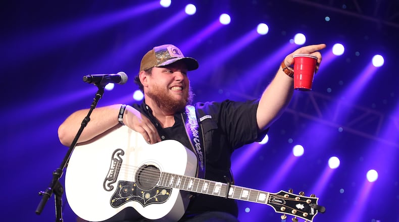 CHICAGO, IL - NOVEMBER 07:  Luke Combs performs during a Radio.com 'Stars and Strings' Concert to honor our nation's veterans at Chicago Theatre on November 7, 2018 in Chicago, Illinois.  (Photo by Robin Marchant/Getty Images  for CBS Radio)