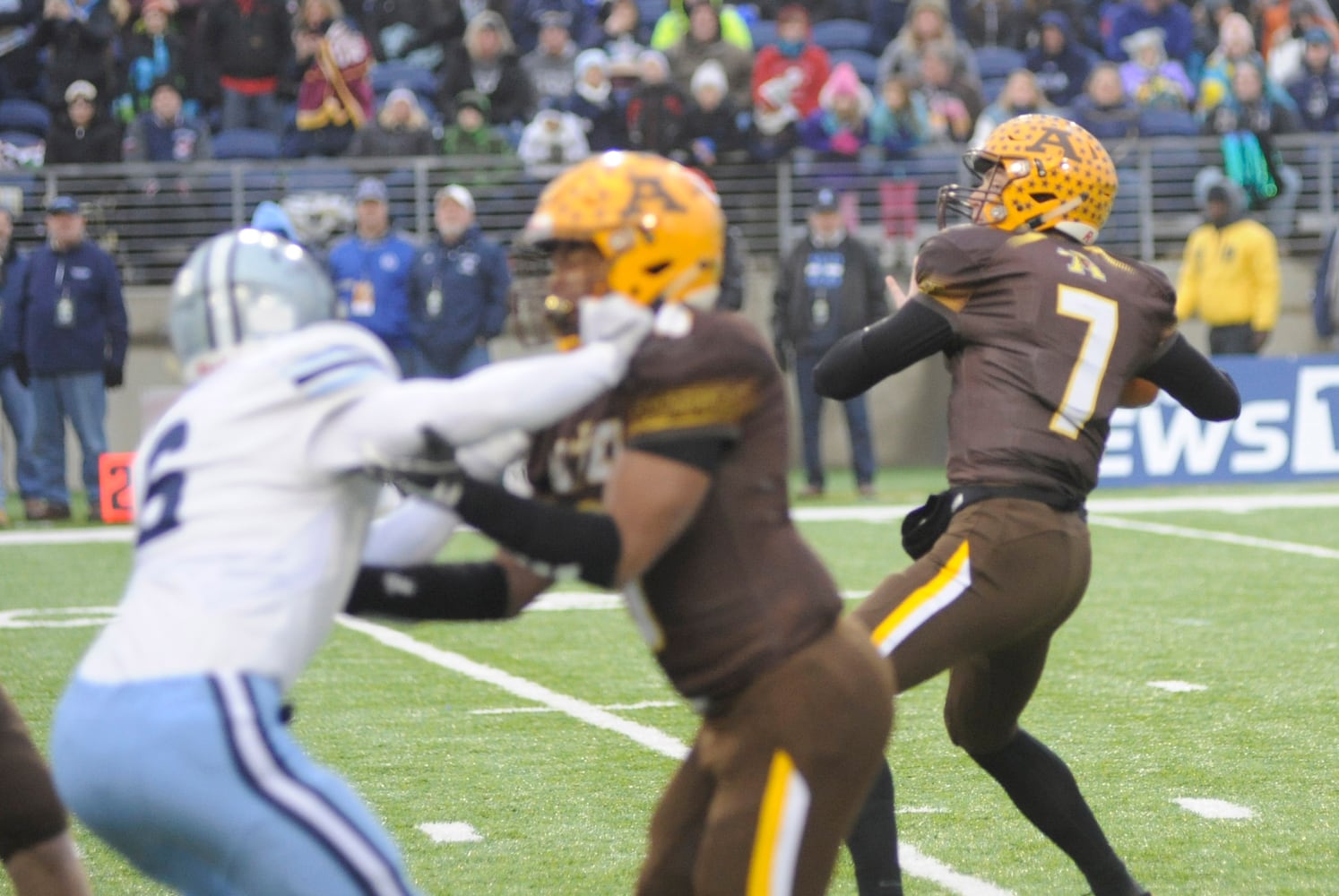 PHOTOS: Alter vs. Chagrin Falls Kenston, football state final