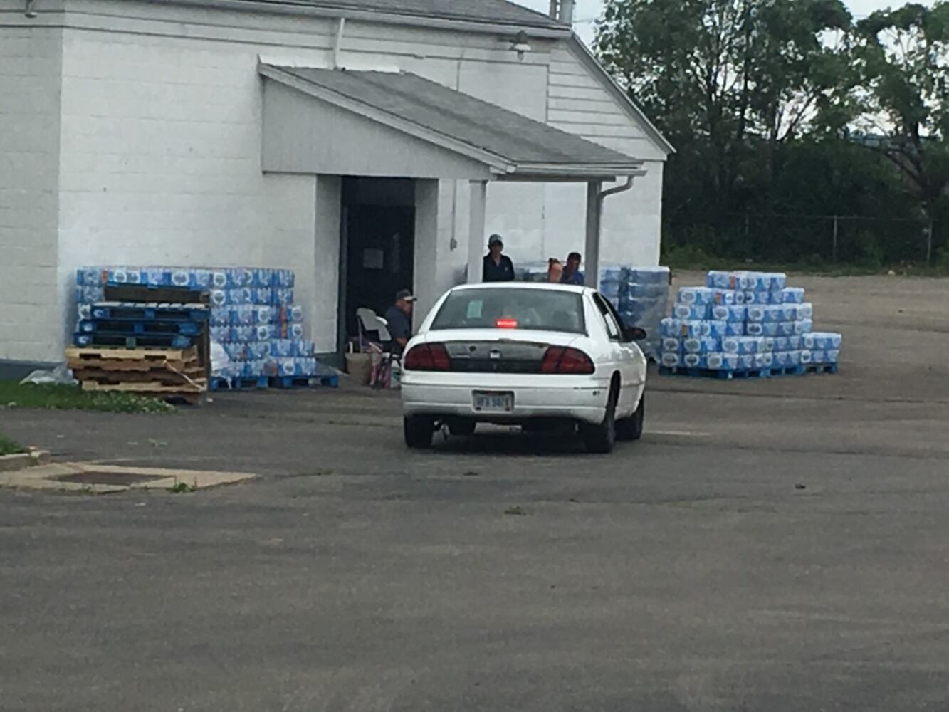 PHOTOS: People helping people after devastating tornadoes strike Miami Valley