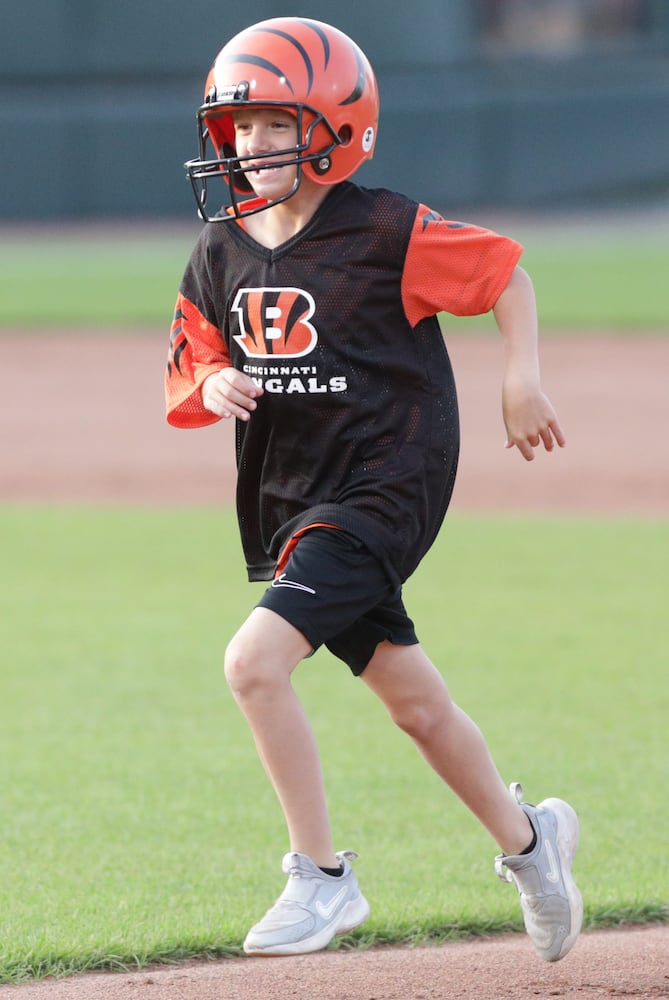 Logan Wilson Celebrity Softball Game 061125 DDN