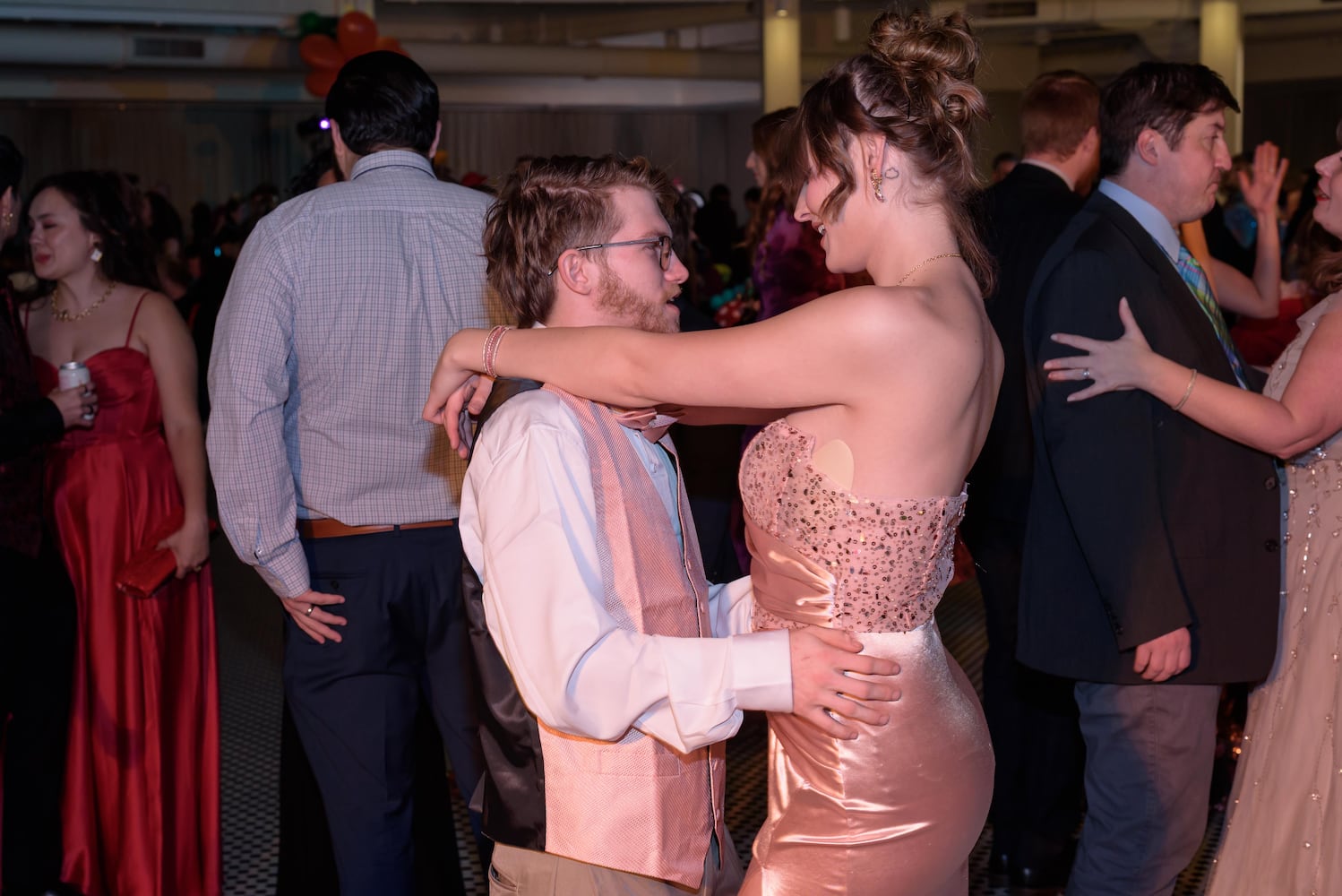 PHOTOS: 2026 Dayton Adult Prom ‘A Night in Wonderland’ at the Dayton Arcade