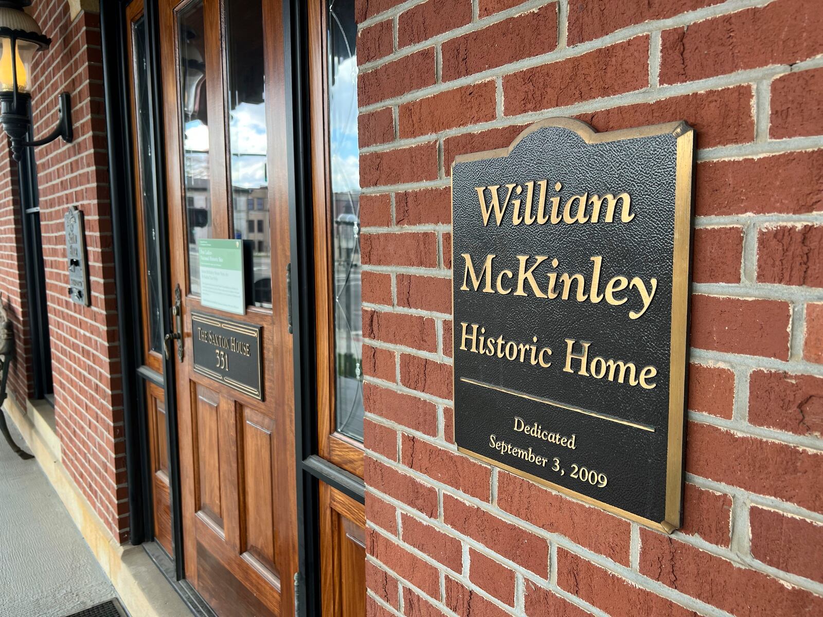 A plaque on the Saxton-McKinley House, part of the National First Ladies Historic Site on Wednesday, March 26, 2025 in Canton, Ohio. (AP Photo/Patrick Aftoora-Orsagos)