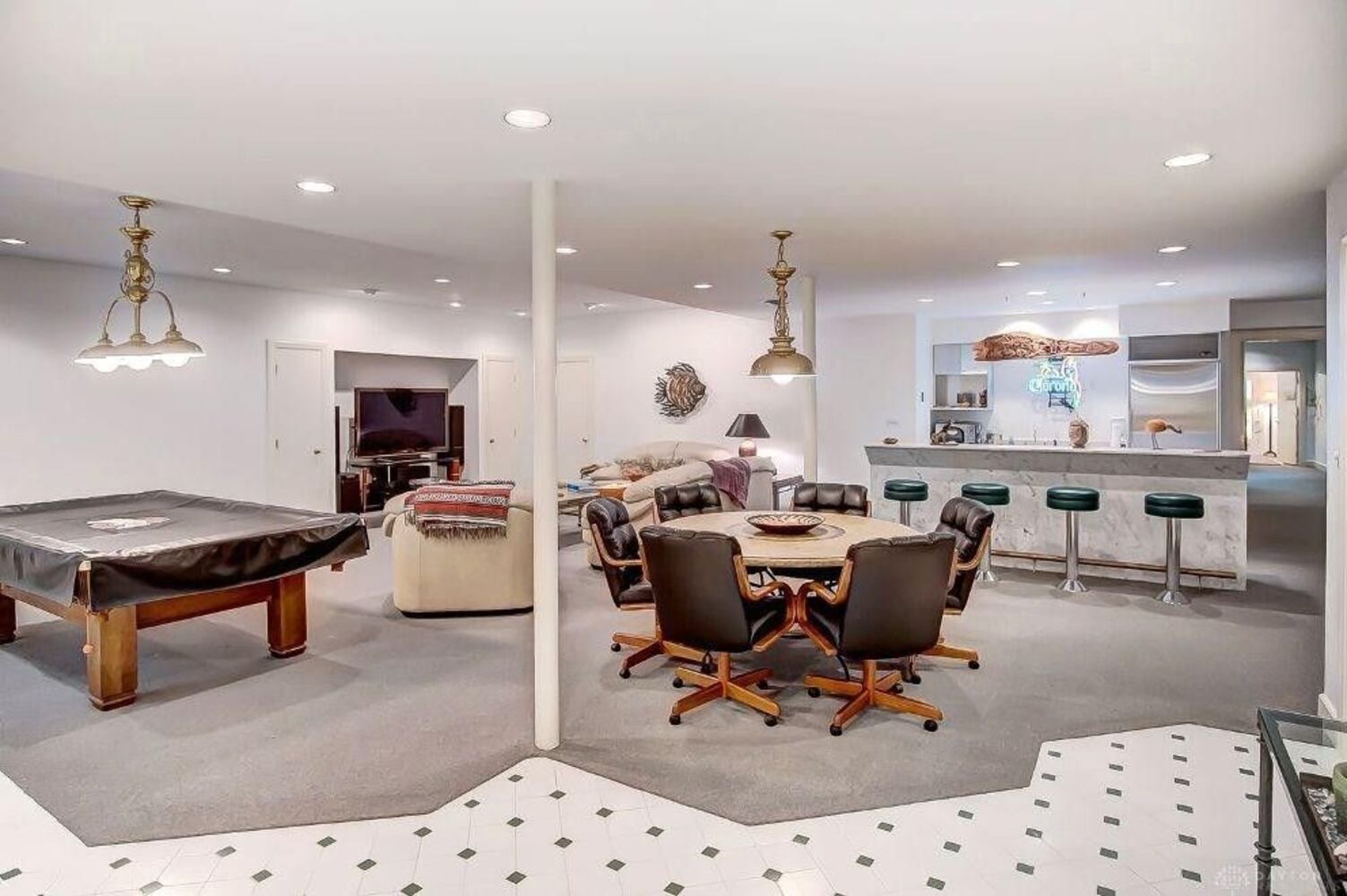 PHOTOS: Luxury Kettering home listed has pool, amazing closets