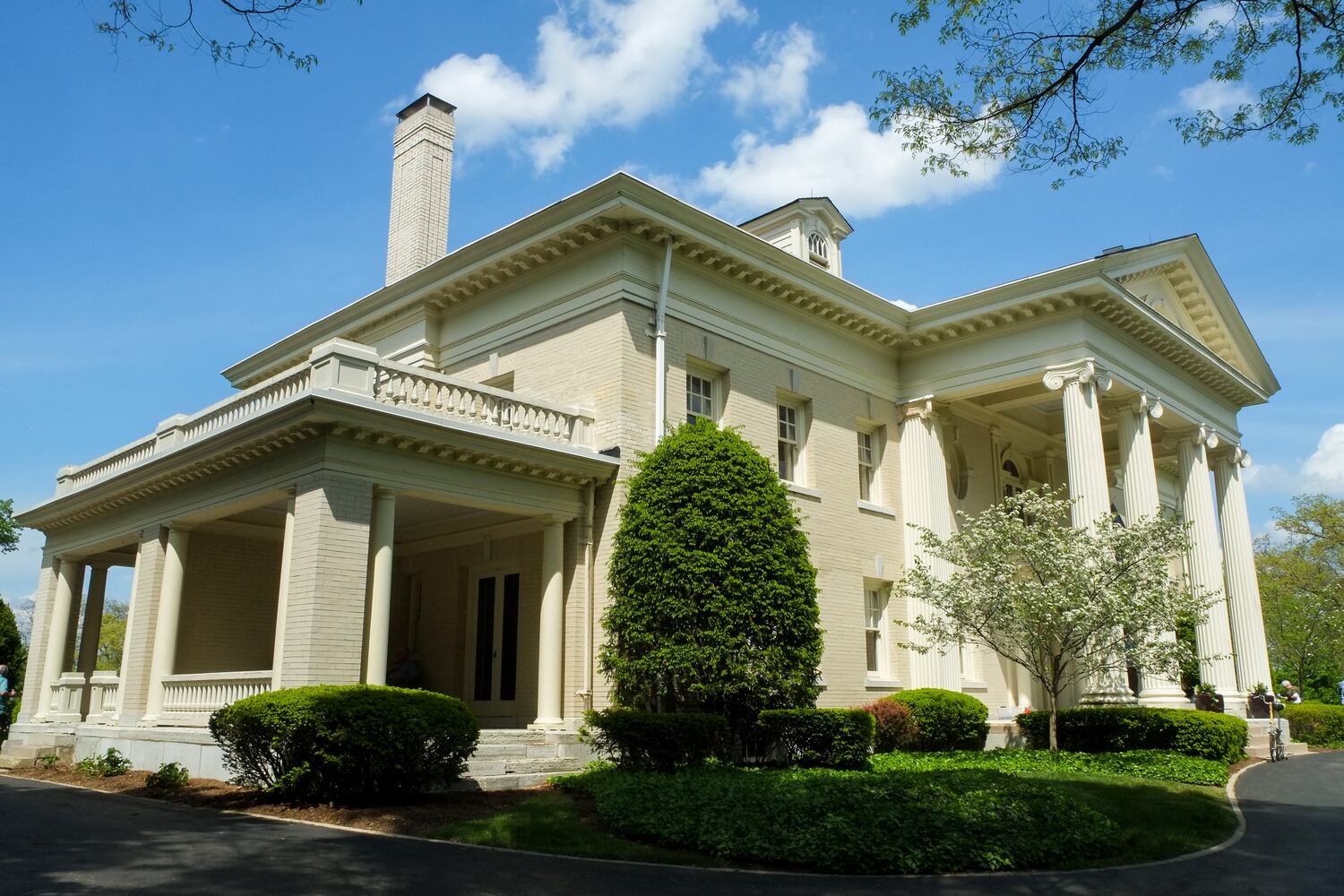 Hawthorn Hill