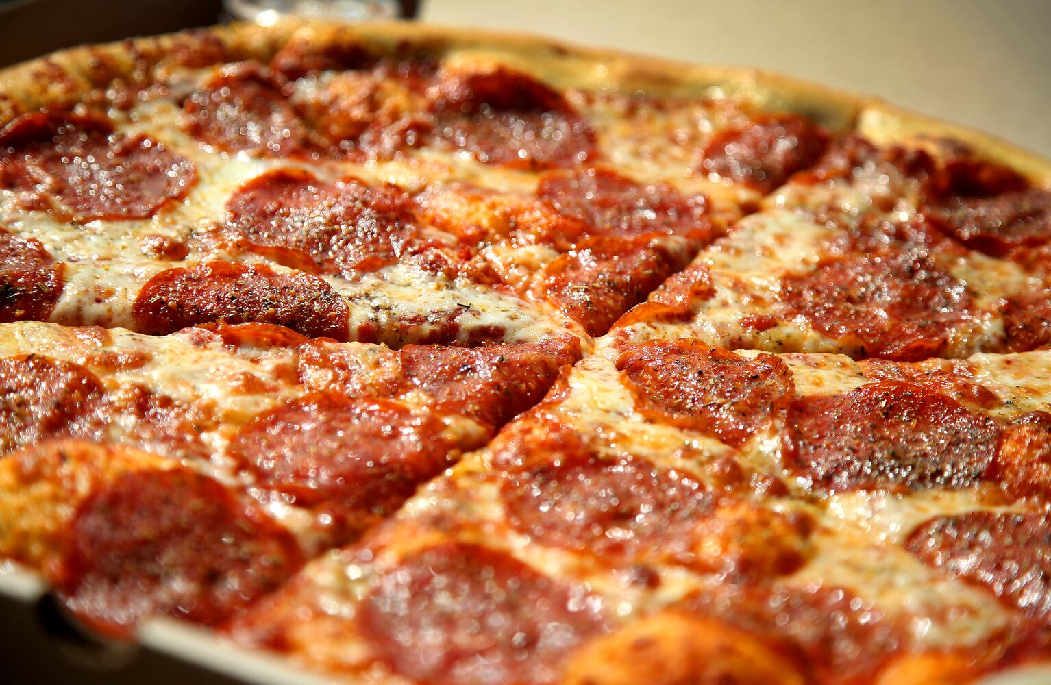 PHOTOS: The Pizza Bandit serves up mouthwatering pie in classic New York style