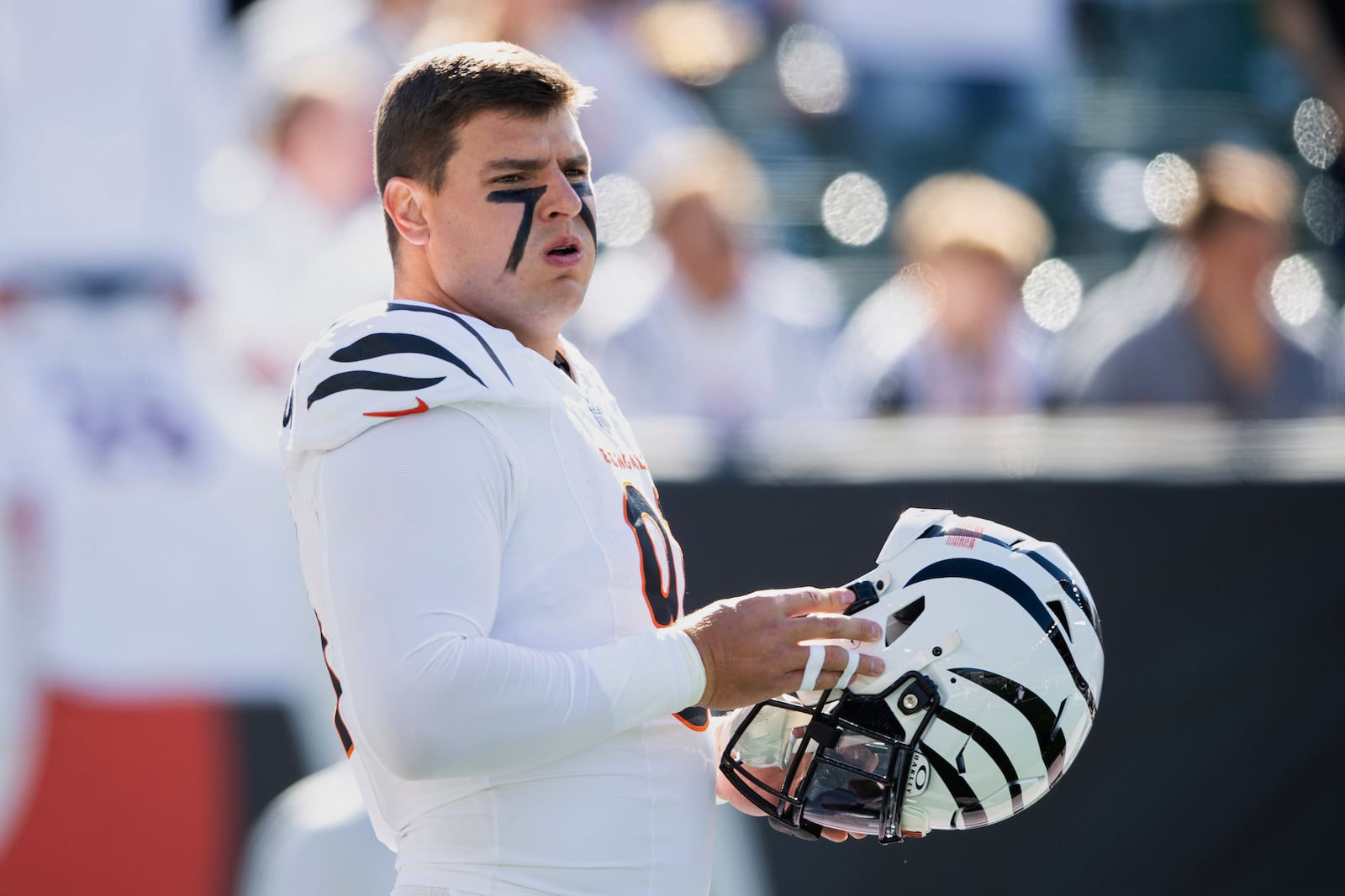 FILE - Cincinnati Bengals defensive end Trey Hendrickson (91) warms up before an NFL football game against the Philadelphia Eagles on Sunday, Oct. 27, 2024, in Cincinnati. (AP Photo/Emilee Chinn, File)