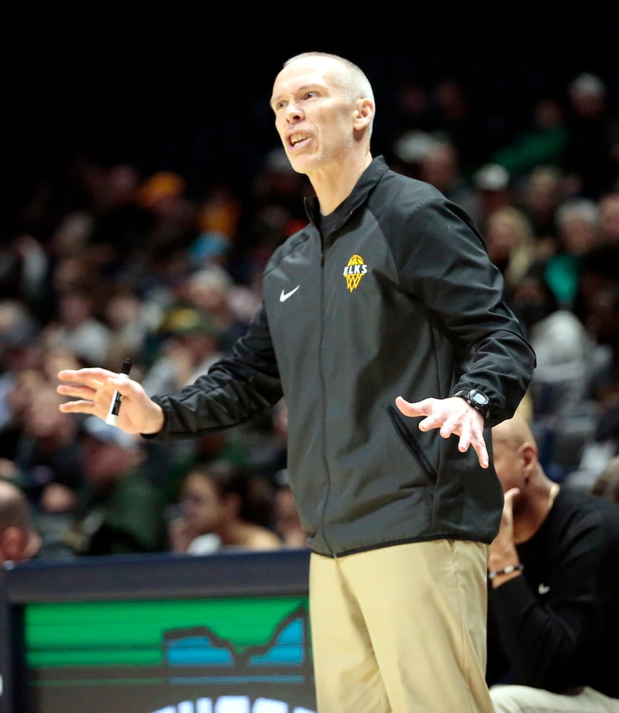 Centerville Sycamore basketball