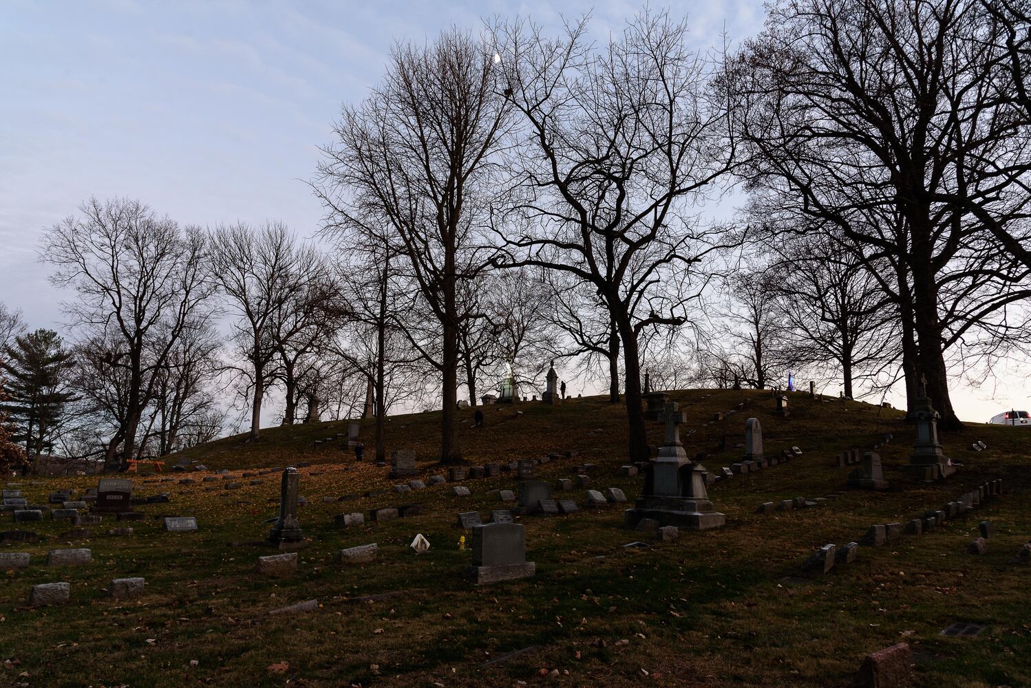 PHOTOS: Angel Night at Calvary Cemetery