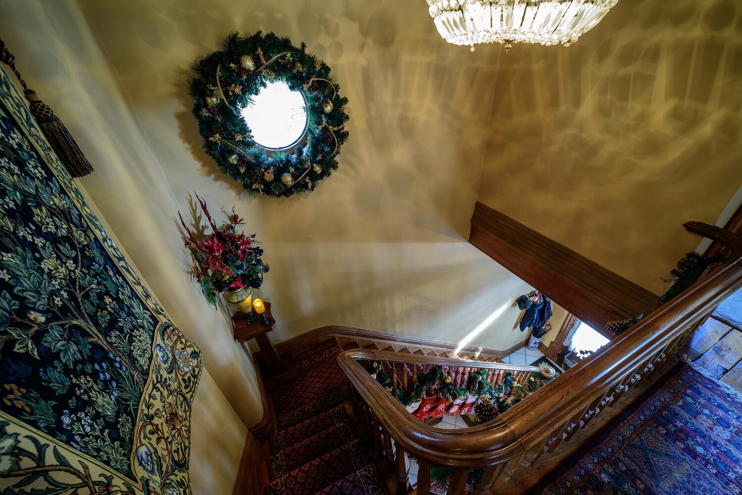 PHOTOS: The Oregon Historic District’s Virtual Grand Holiday Tour of Homes