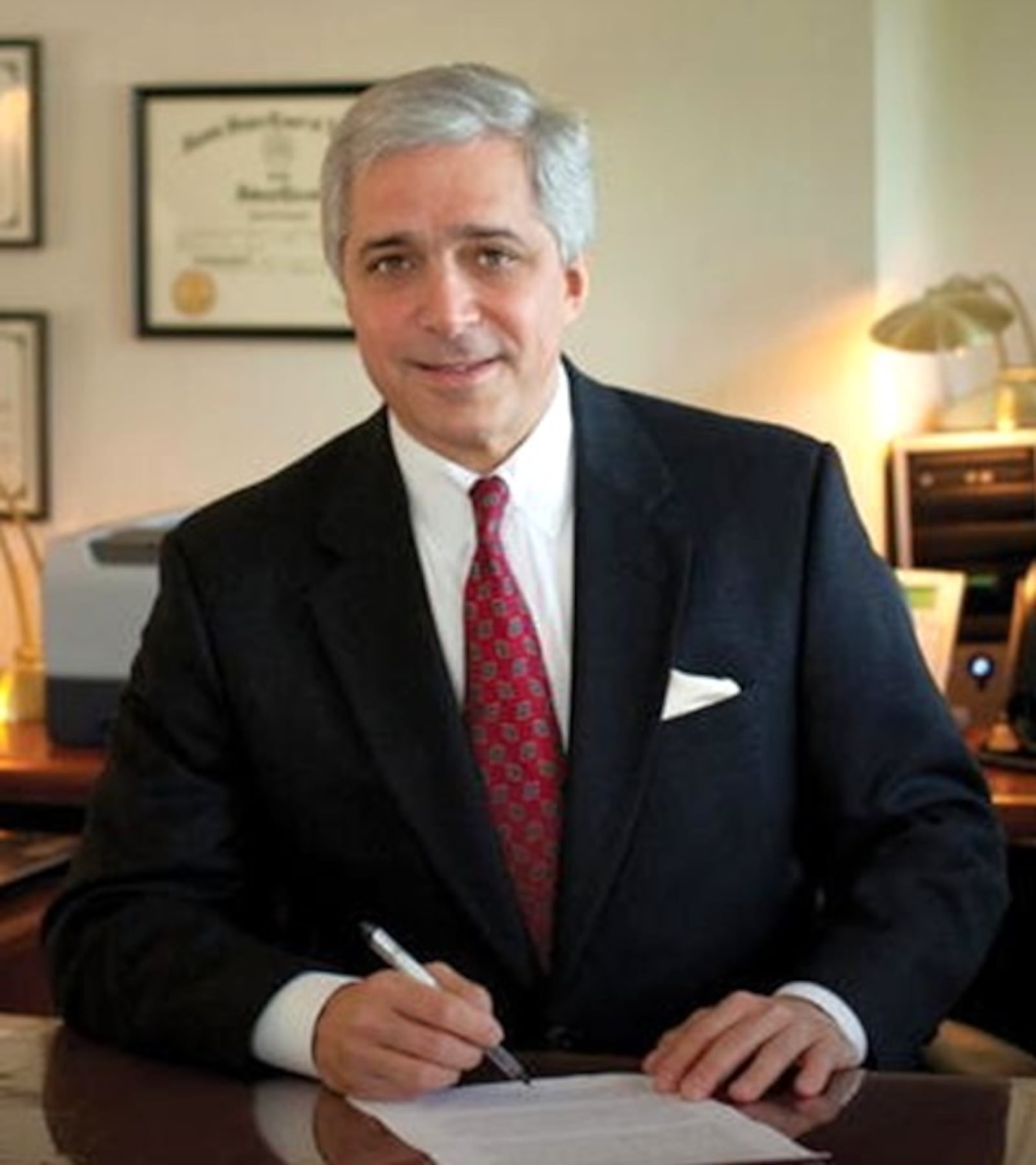 Hamvention 2026 awards: Technical Achievement Award: Robert Famiglio K3RF. CONTRIBUTED