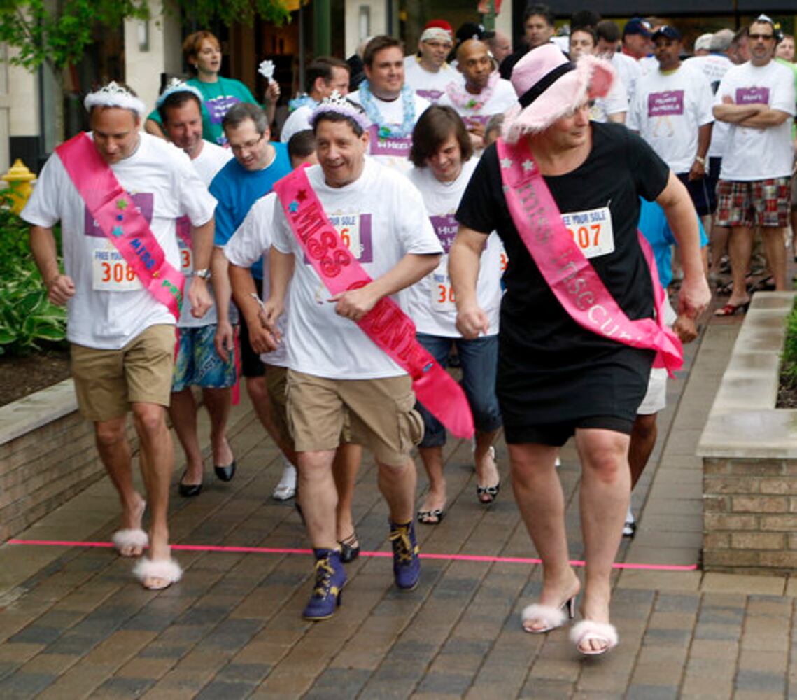 Hunks in Heels race at The Greene