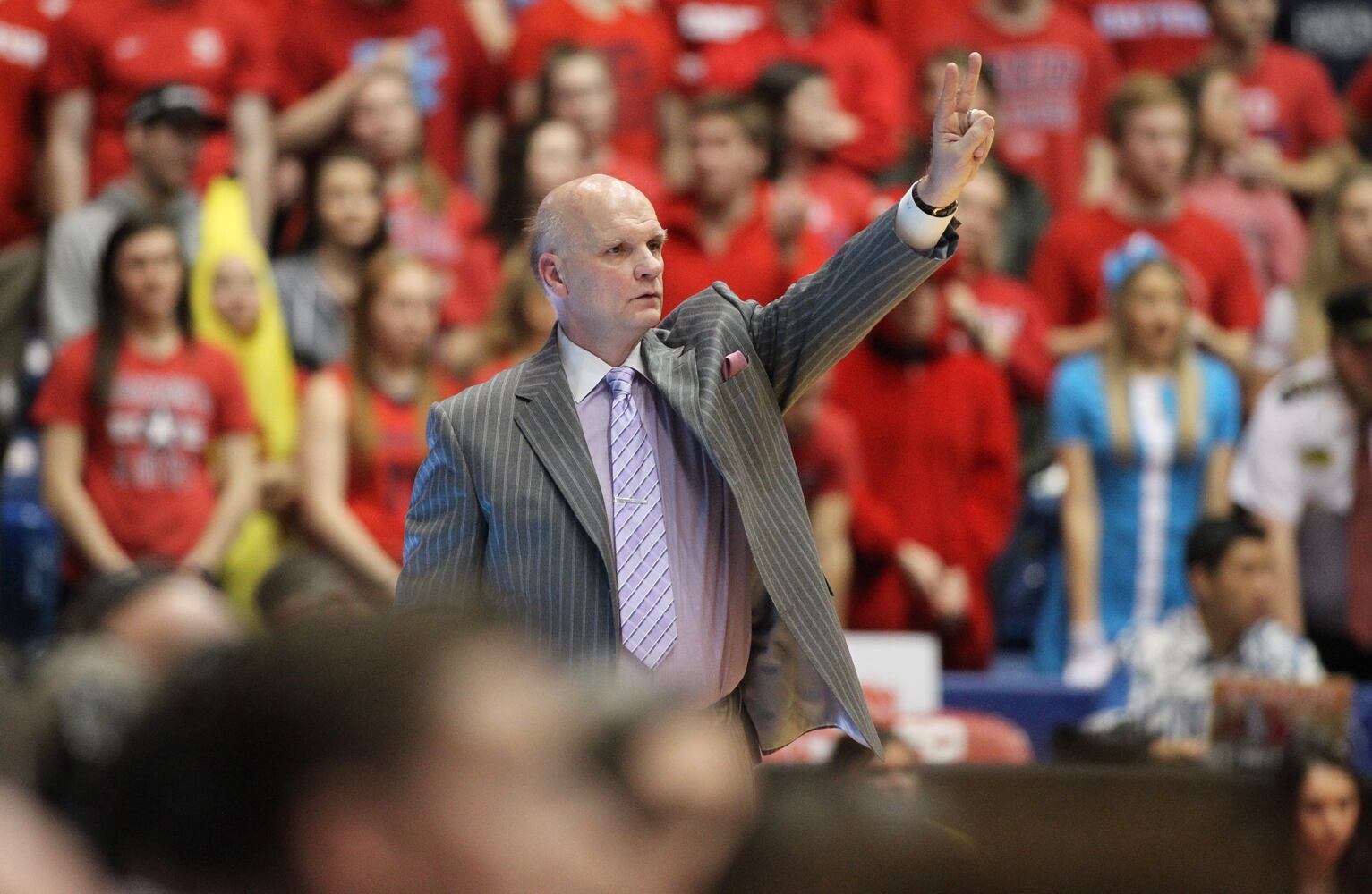 18 photos for 18 wins: Dayton Flyers vs. St. Joseph's
