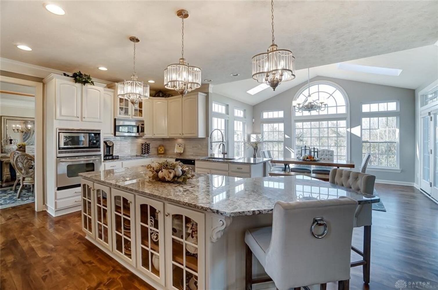 PHOTOS: Luxury Waynesville home has views of ponds