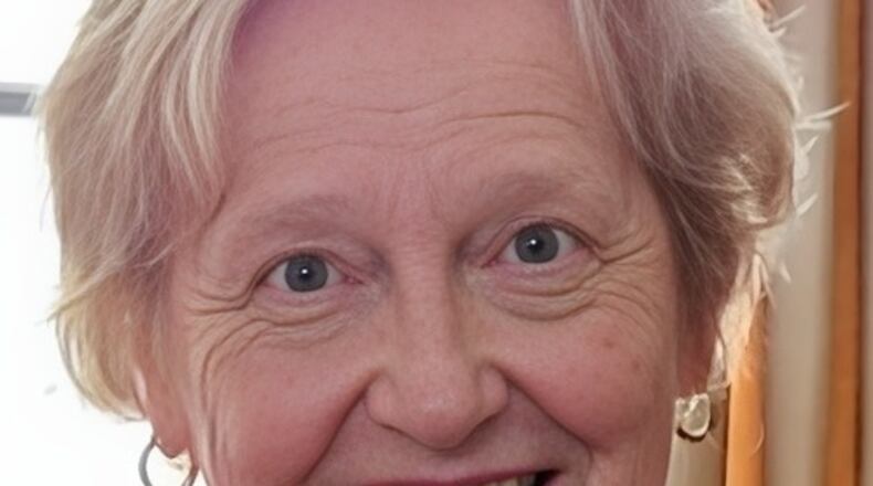 Photo of Elizabeth Miller