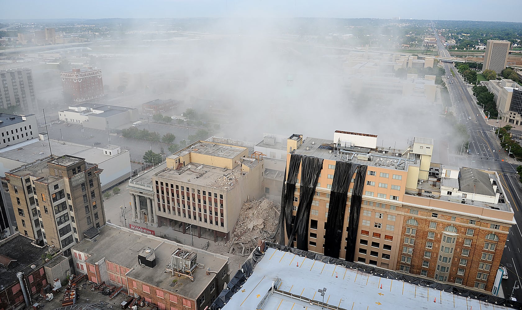 Schwind building implosion completed downtown