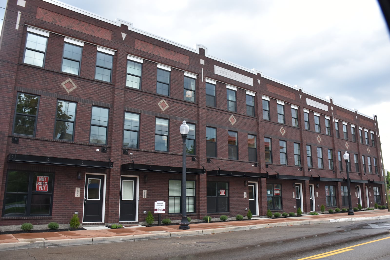 Charles Simms Development is building 26 new townhomes on the 1000 block of West Third Street in the Wolf Creek planning area. The market-rate homes are on the former site of the Gem City Ice Cream Co. CORNELIUS FROLIK / STAFF