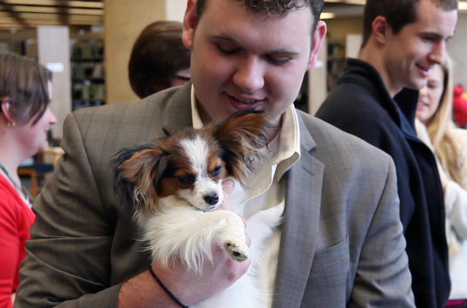 Puppy Therapy for WSU Students