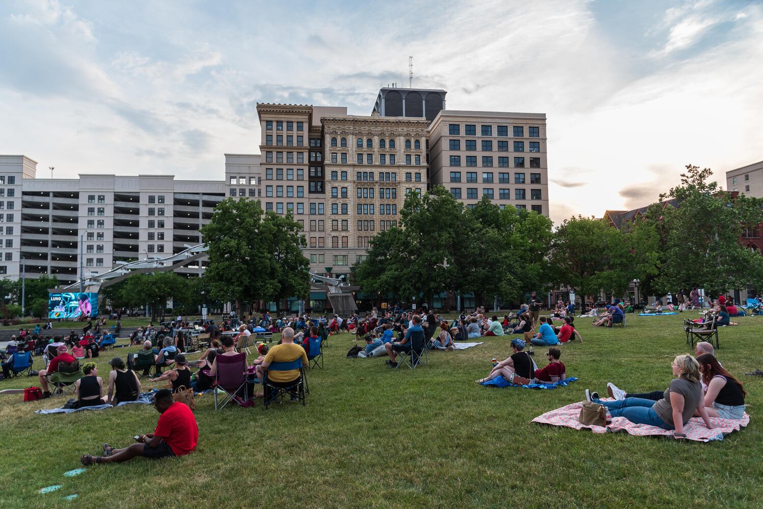 PHOTOS: Lung & Freya's Felines Live at Levitt Pavilion
