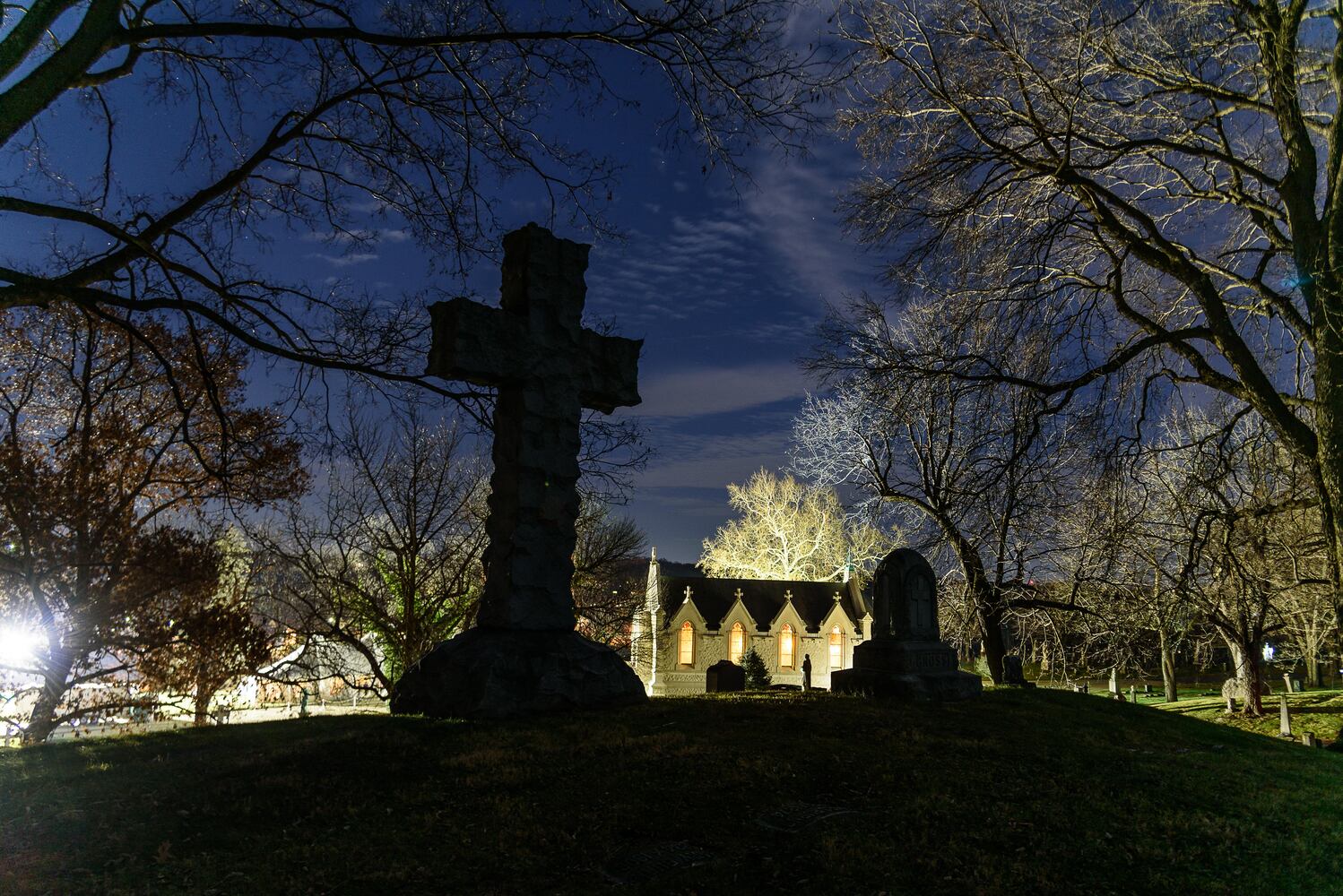 PHOTOS: Angel Night at Calvary Cemetery