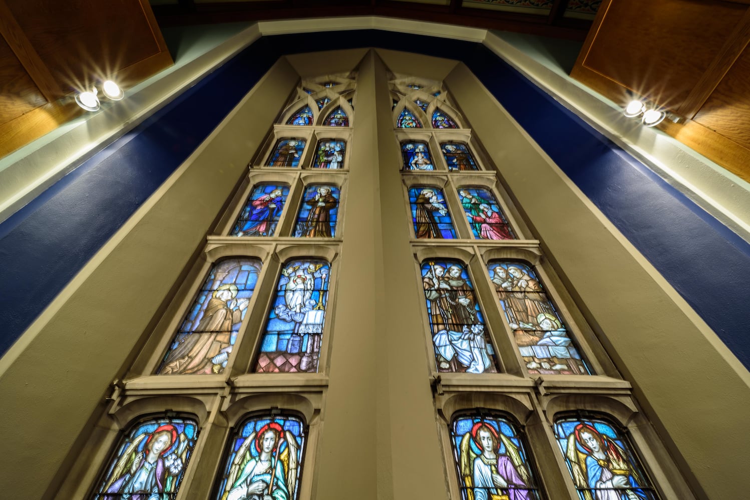 PHOTOS: A look inside St. Anthony of Padua Catholic Church decorated for Christmas