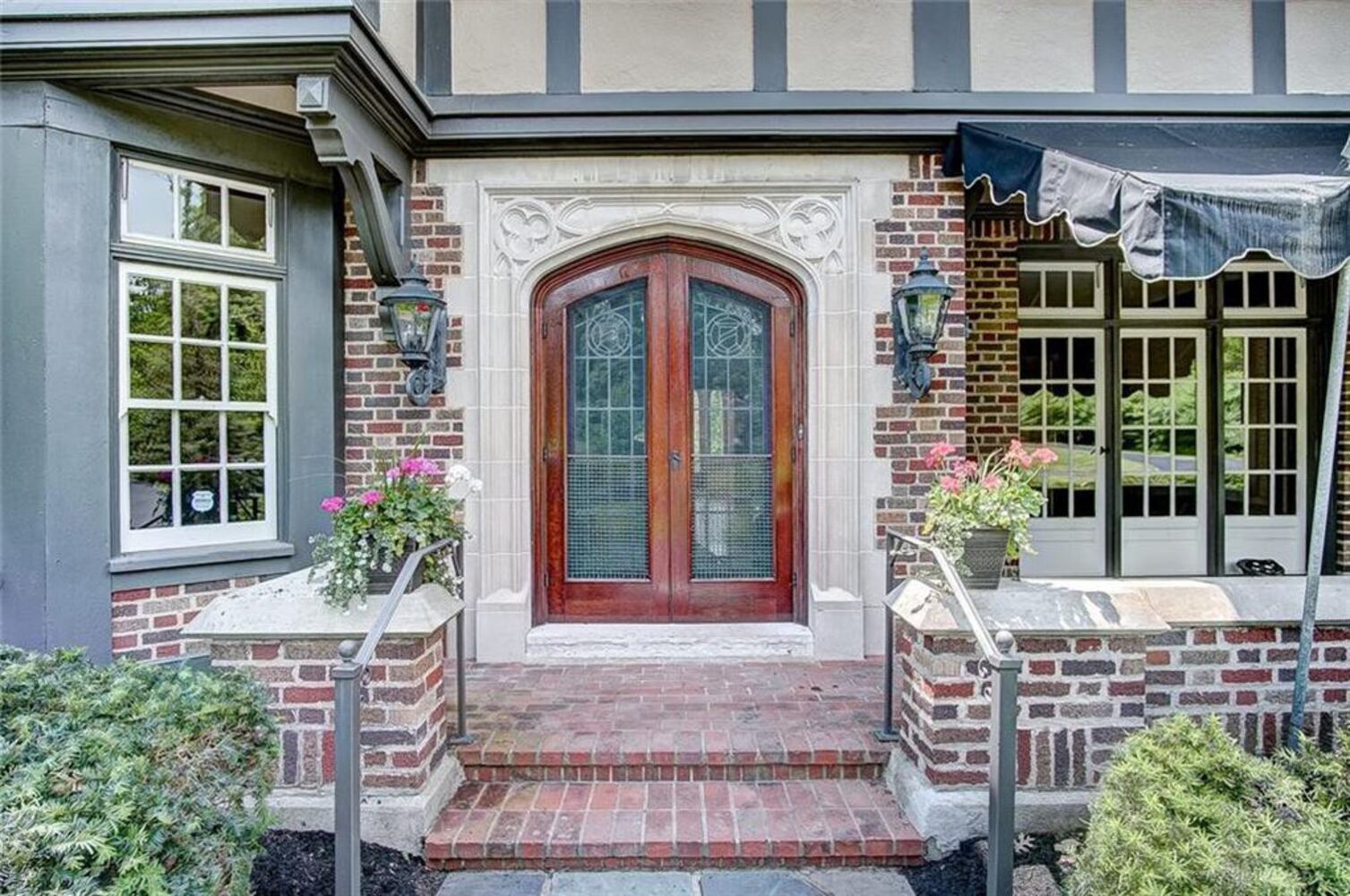 PHOTOS: Luxury, renovated Oakwood Tudor home on market for nearly $1.2M