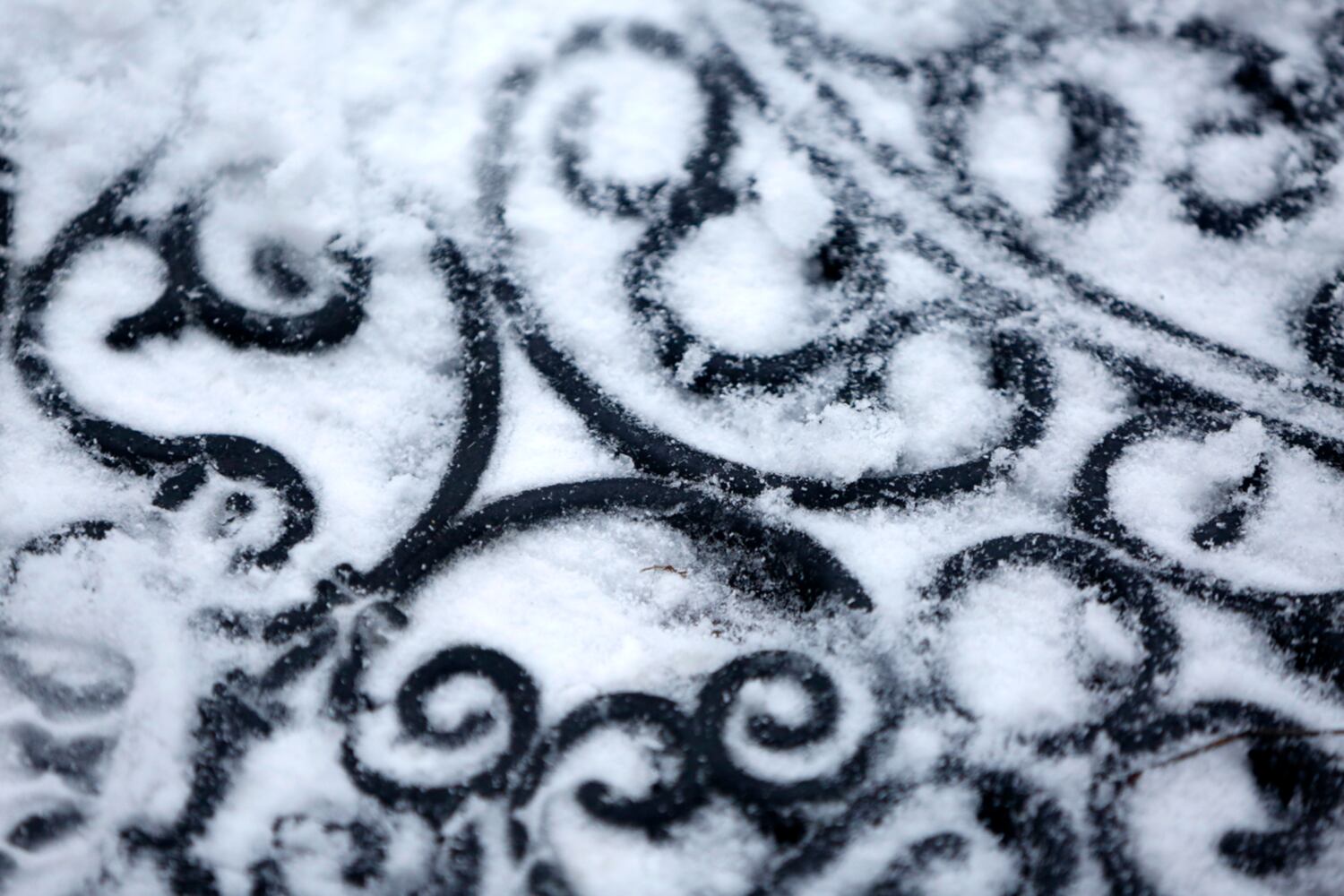 Snowy details and patterns