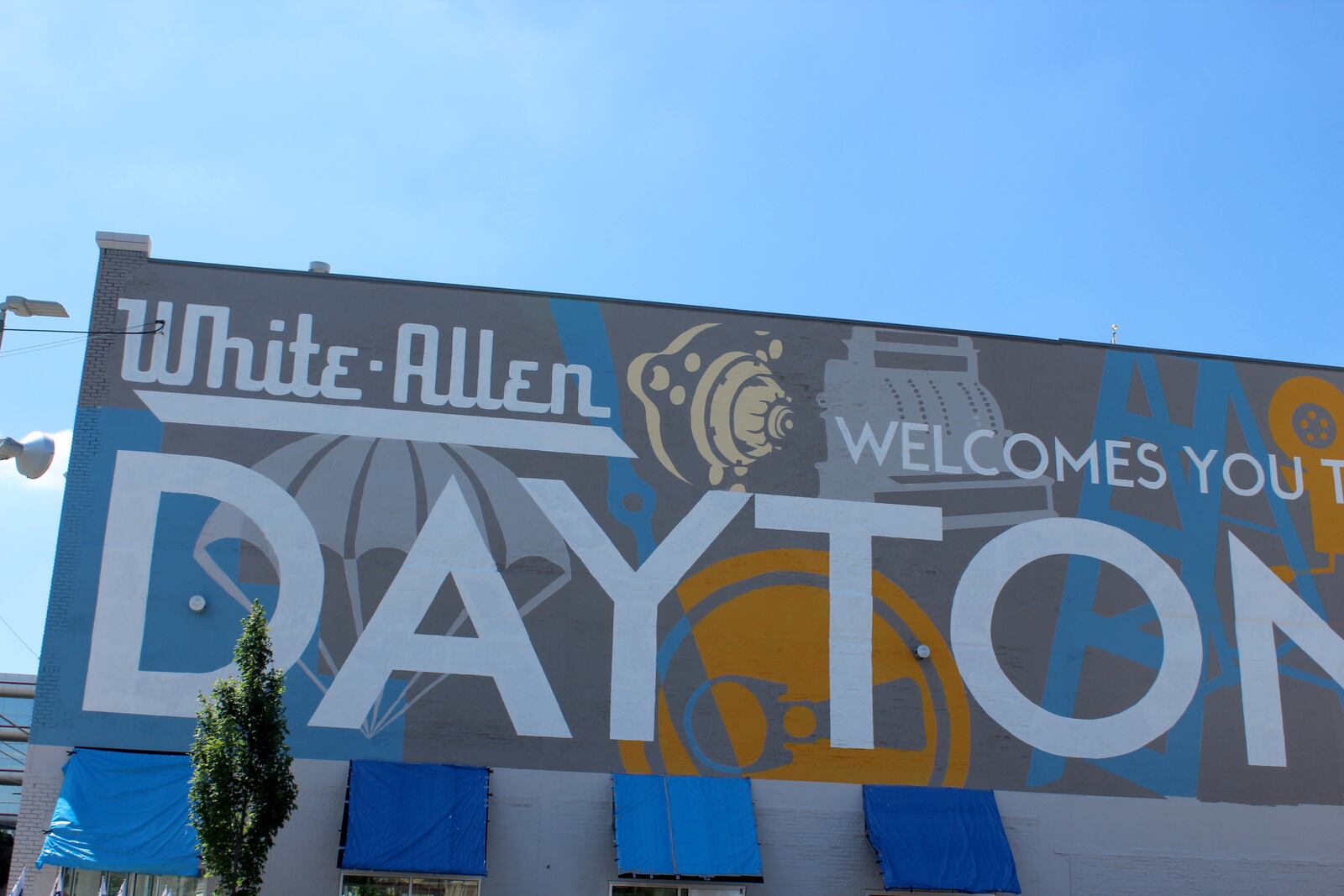 Artists are designing a "Dayton"  mural by Amy Deal and K12 Gallery & TEJAS on White Allen on Main Street