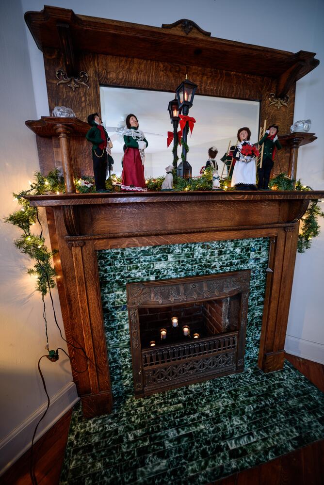 PHOTOS: The Oregon Historic District’s Virtual Grand Holiday Tour of Homes