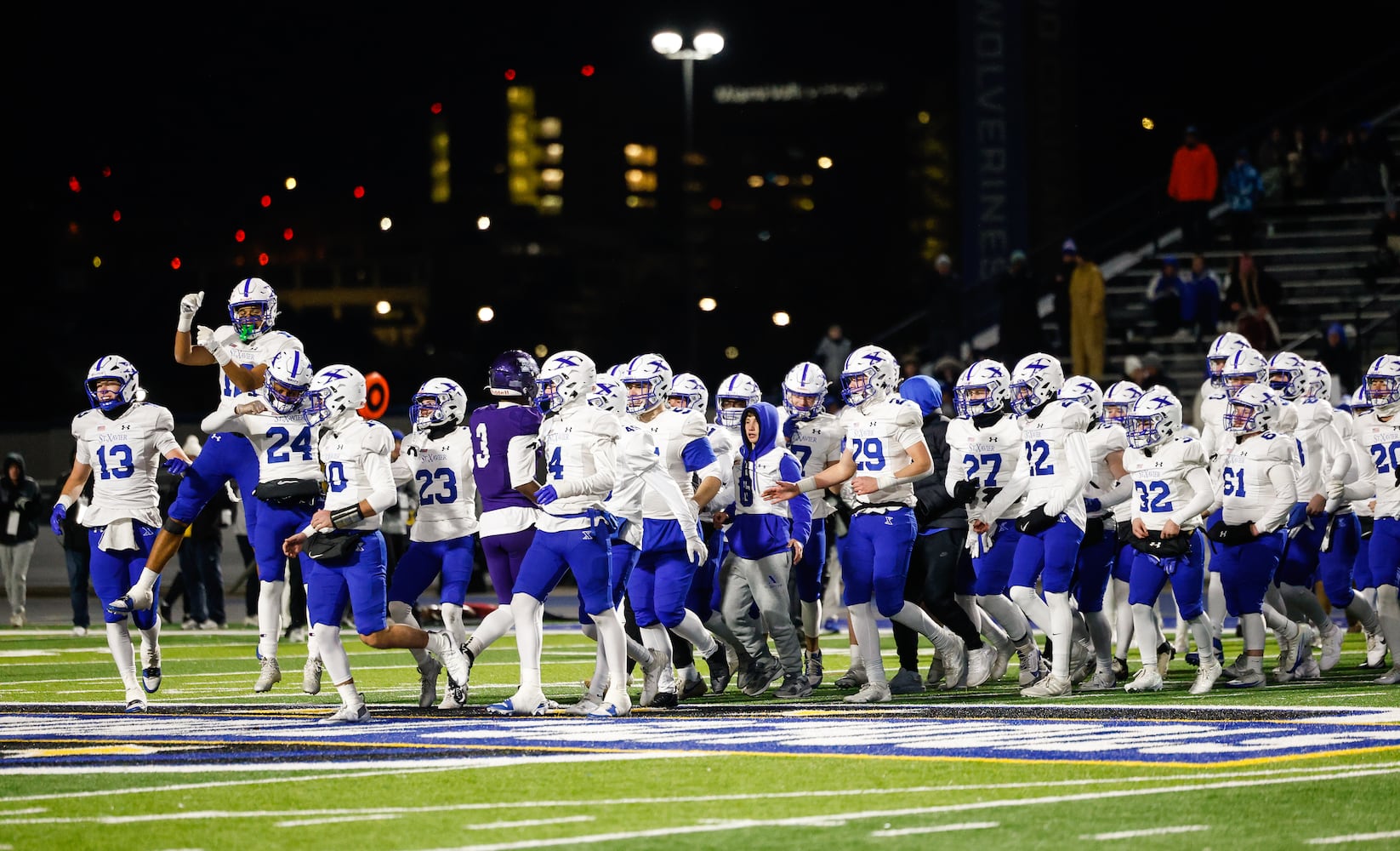 112825 Middletown vs St Xavier football